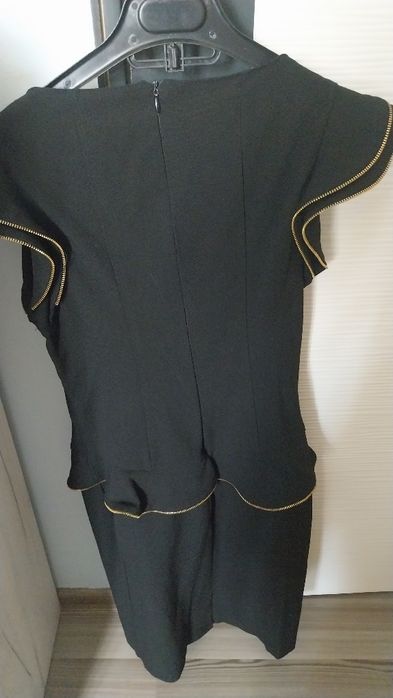 Rochii office, dantelă