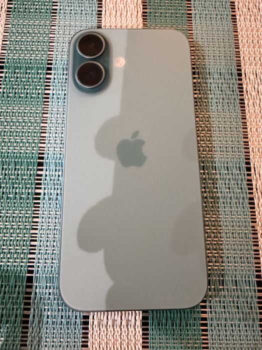 Iphone 16 bleu 256 gb
