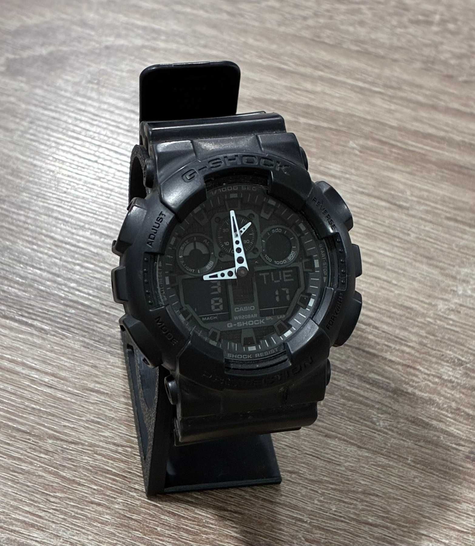 Продавам Часовник Casio G-shock GA-100 5081