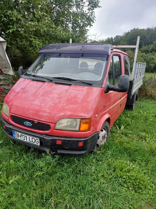 Vând ford tranzit
