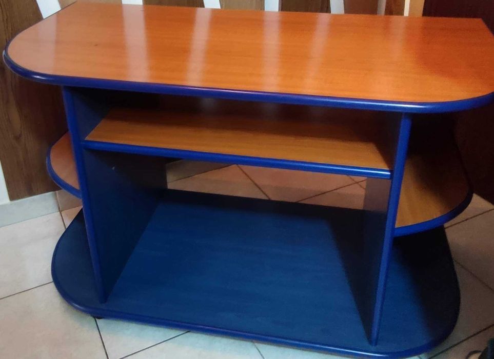 Comoda televizor