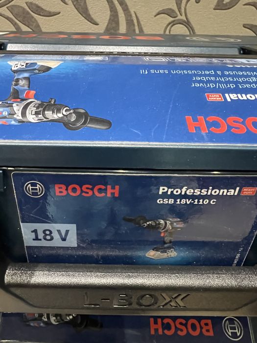 Filetanta cu percutie Bosch GSB 18V-110 C-Noua