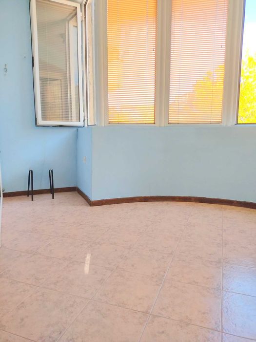 Дава се под наем Тристаен апартамент в София, Медицинска академия - 98 кв.м за 800 € - Снимка #7