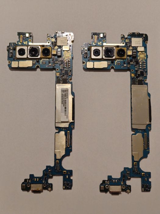 Placi de baza Samsung Galaxy S10 ,necodate, 100%funcționale.