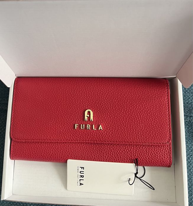 Чисто нов модел FURLA Camelia.С етикети.100% оригинал! Жестоки са !