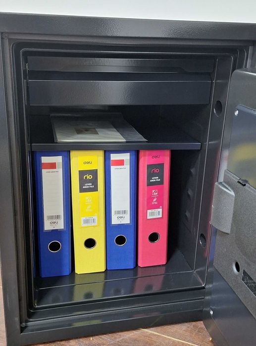 Большая скидка Огнестойкии сейф  Diplomat  модель Beyond.