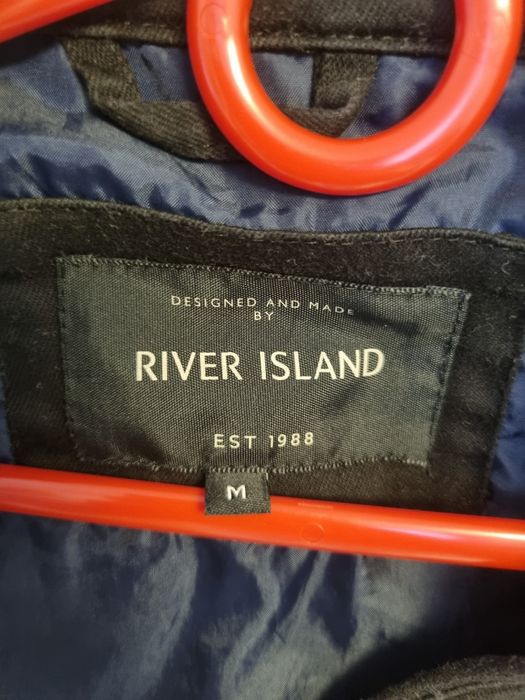 Jeaca barbati River Island