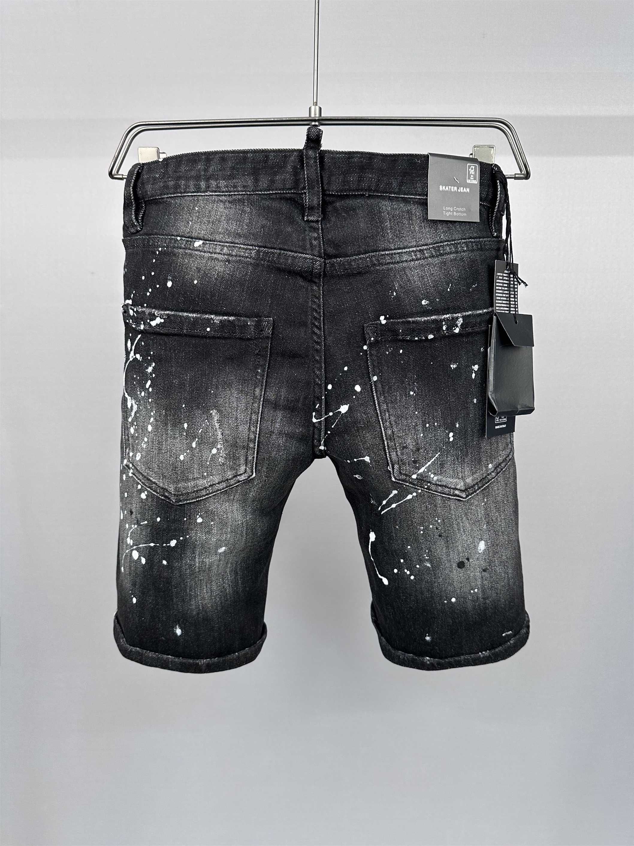 Blugi scurti DSQUARED2 Calitate Premium