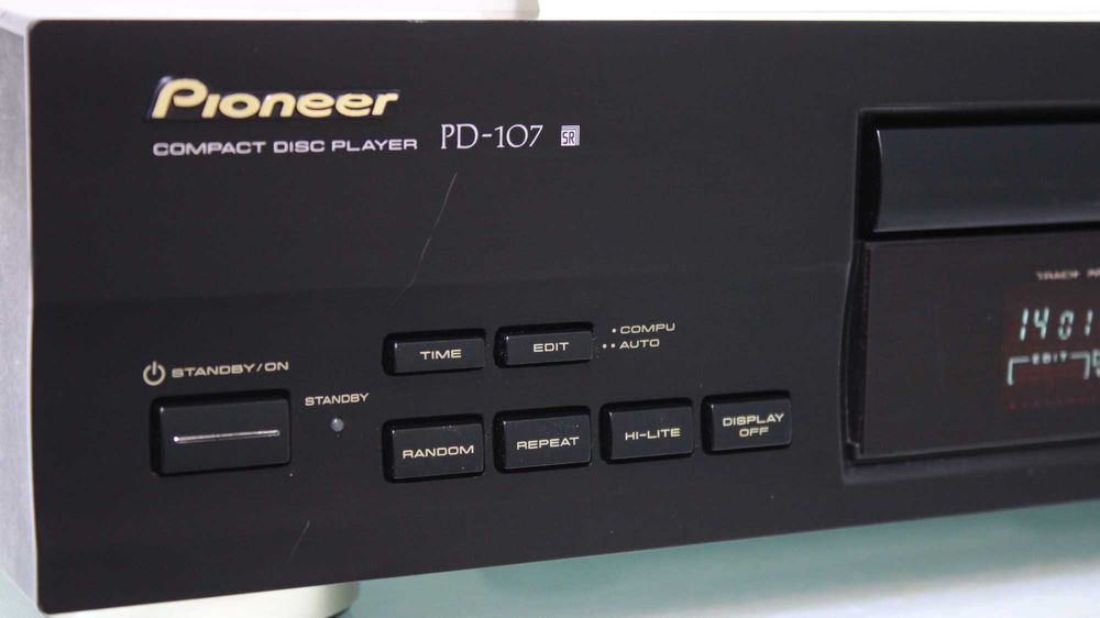 Cd player Pioneer PD-107.