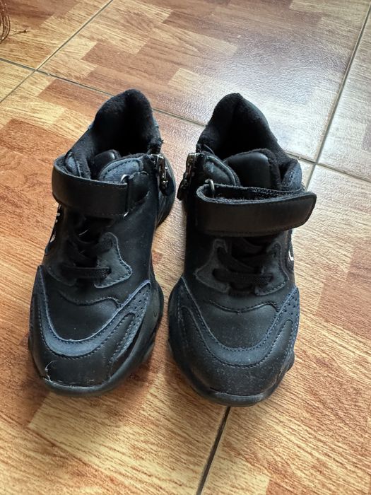 Крлссовки с флисом осень