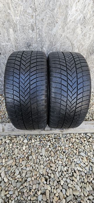 Anvelope Bridgestone Blizzak LM005 M+S 245/40 R19 98V XL