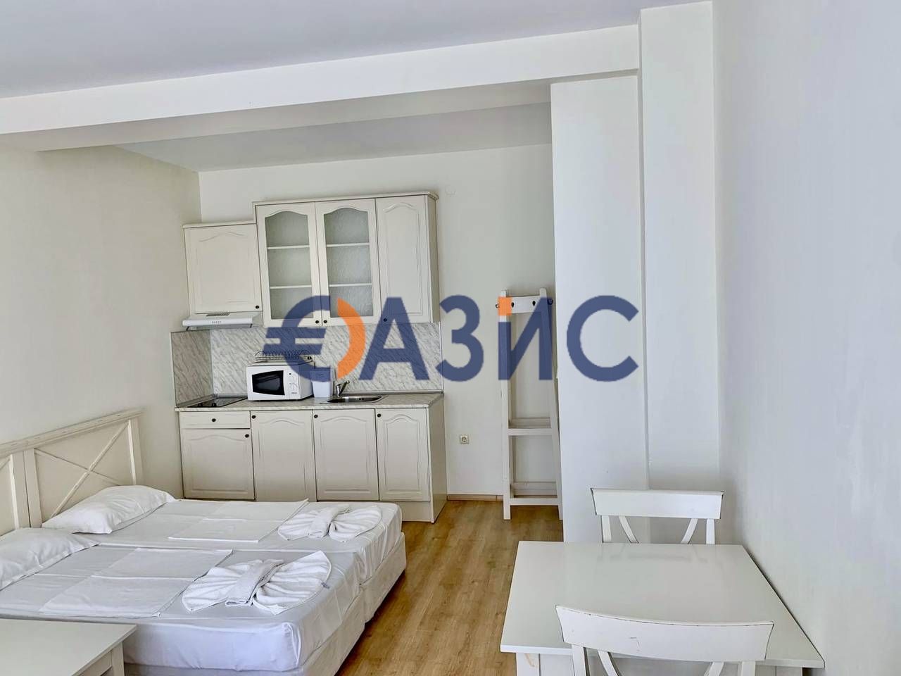 Студио в комплекс Flores Park, 52 кв.м., Слънчев бряг, България, 52