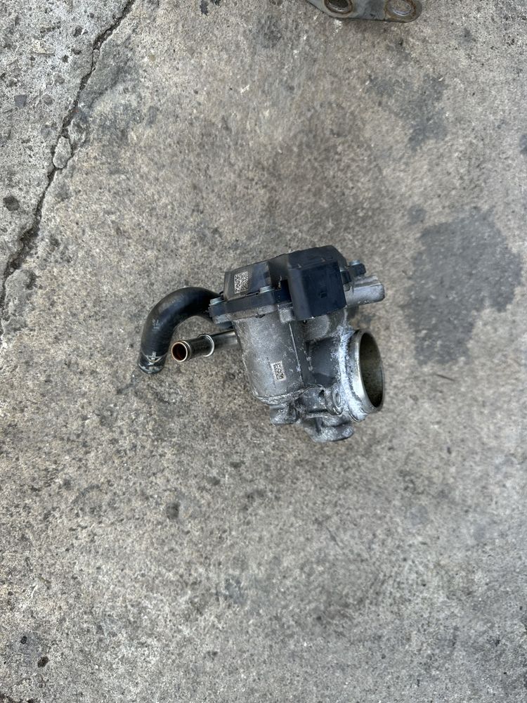 Дросел 04L128063T VW,Seat,Skoda,Audi 2.0tdi 2012-
