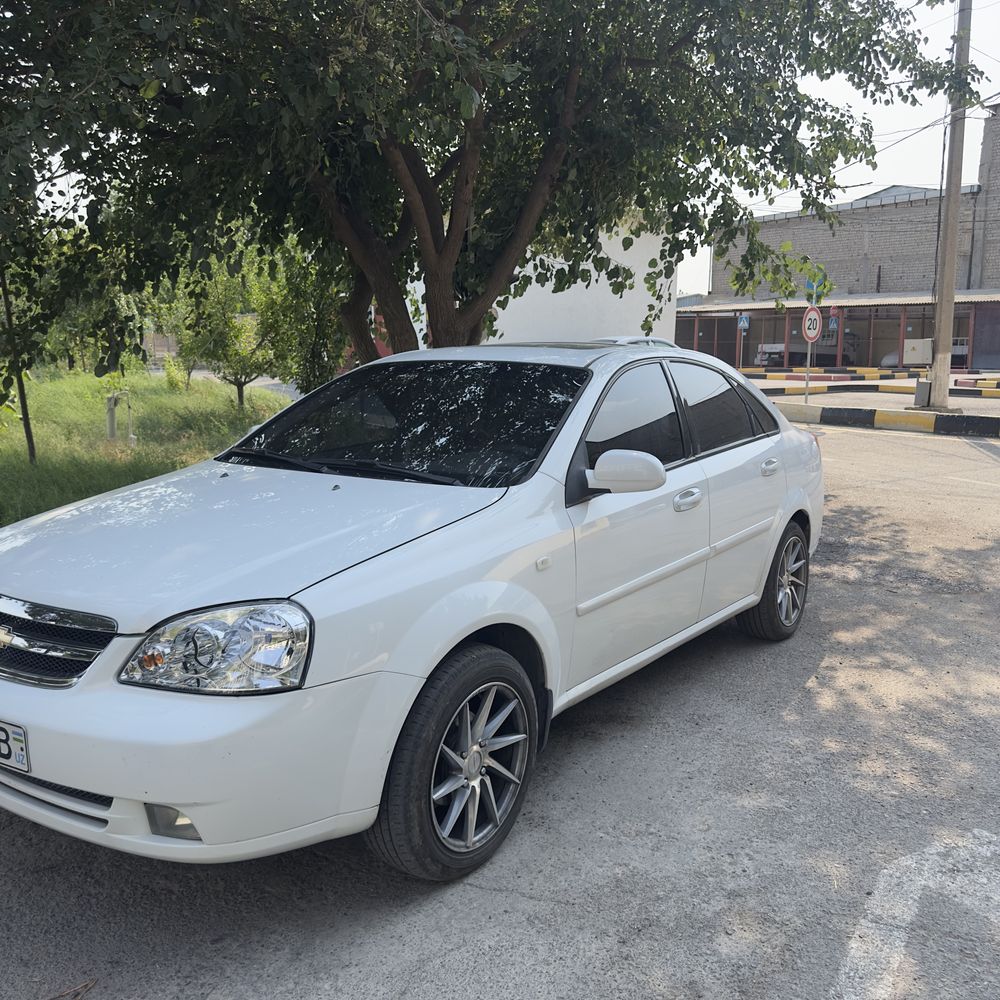 Lacetti 1.6 avtamat ideal