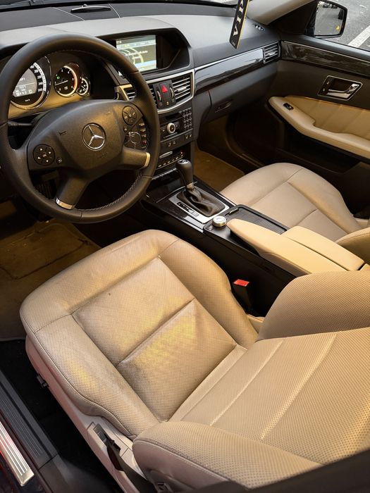 Mercedes Benz E220 CDI