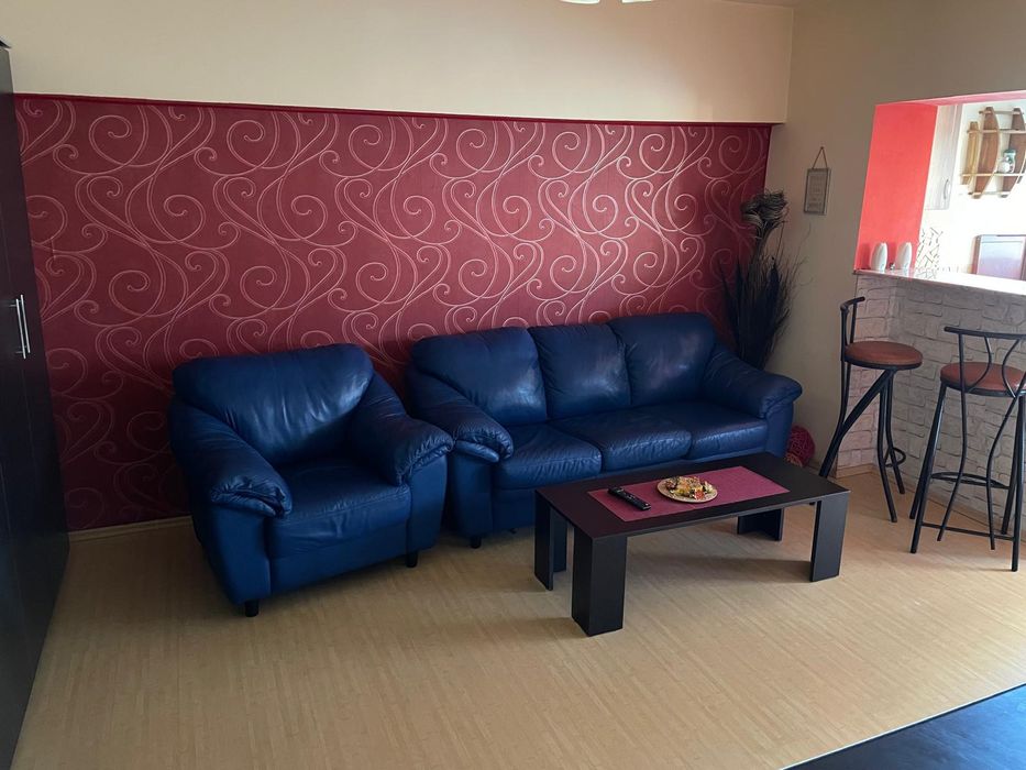 Inchiriez apartament cu 1 cameră  în centru!