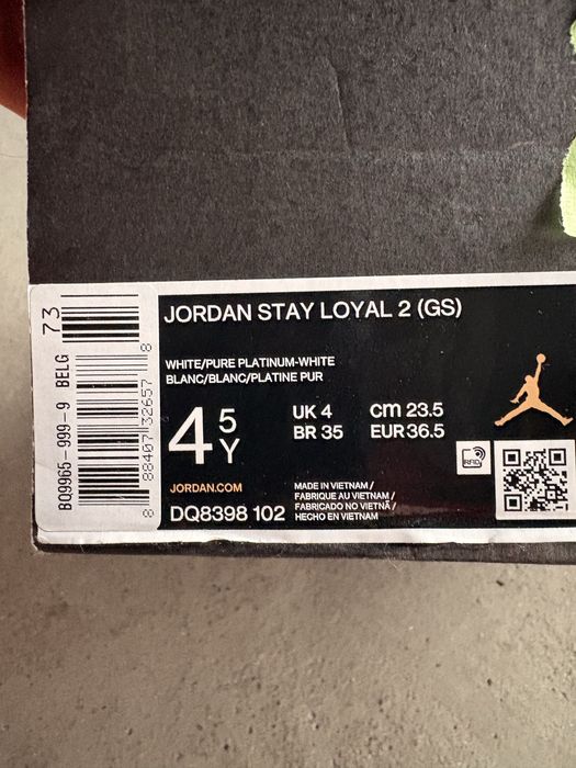 Jordan Stay Loyal
