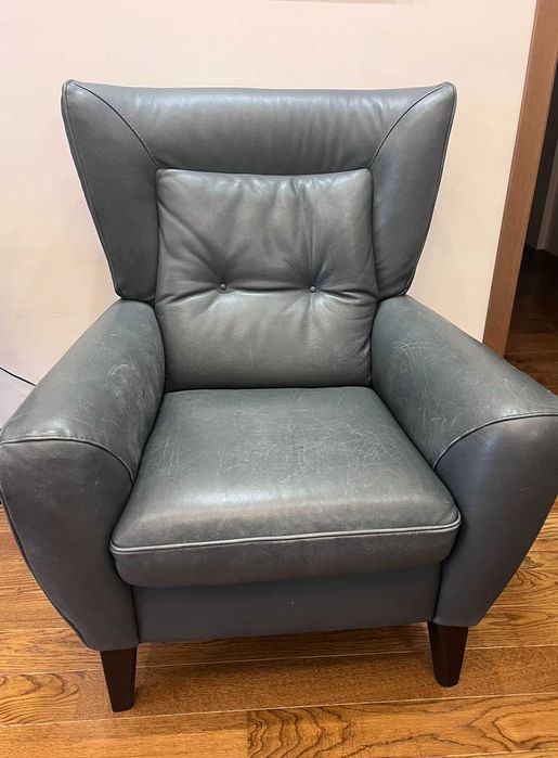 2 бр.кожени фотьойла