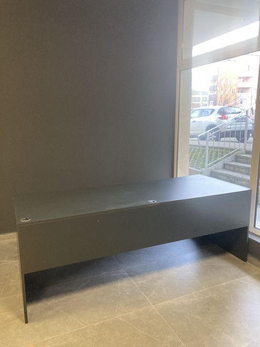 Рецепция/Front desk/Голямо бюро