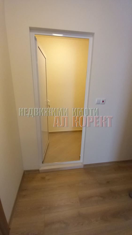 Дава се под наем Тристаен апартамент в Варна, Кайсиева градина - 75 кв.м за 357 € - Снимка #11