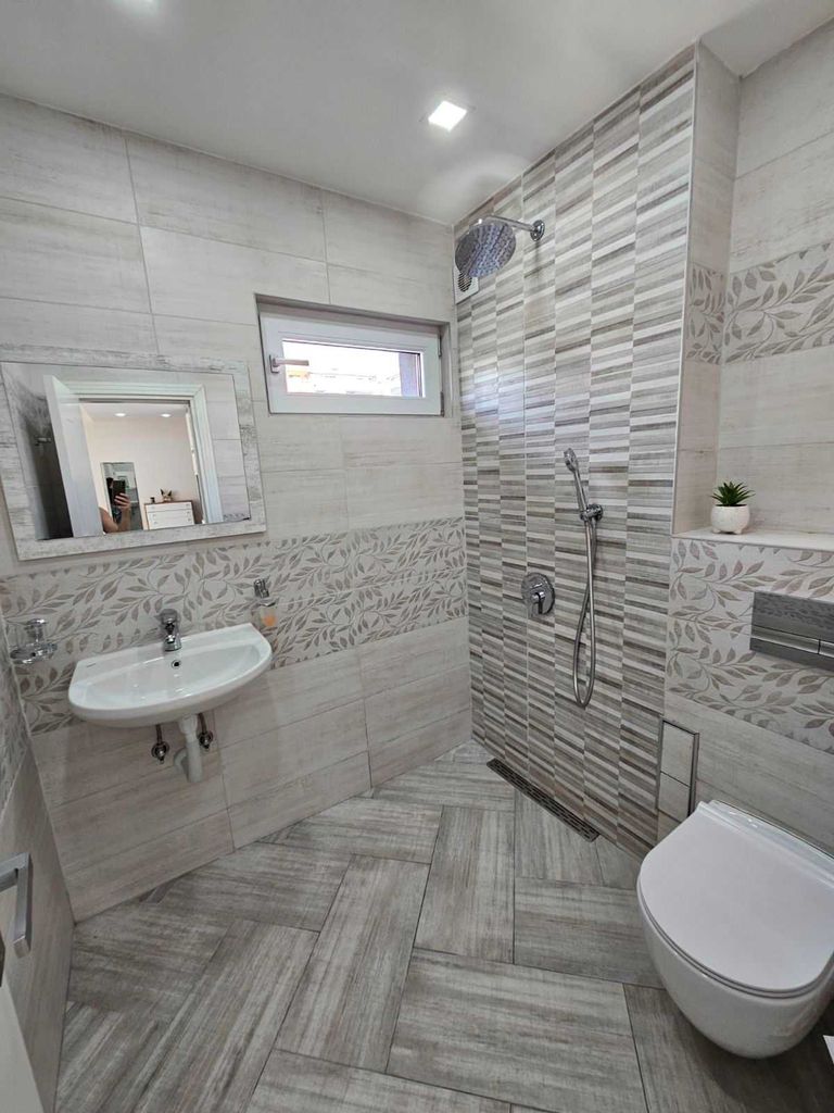 Дава се под наем Двустаен апартамент в София, Люлин 5 - 55 кв.м за 549 € - Снимка #6
