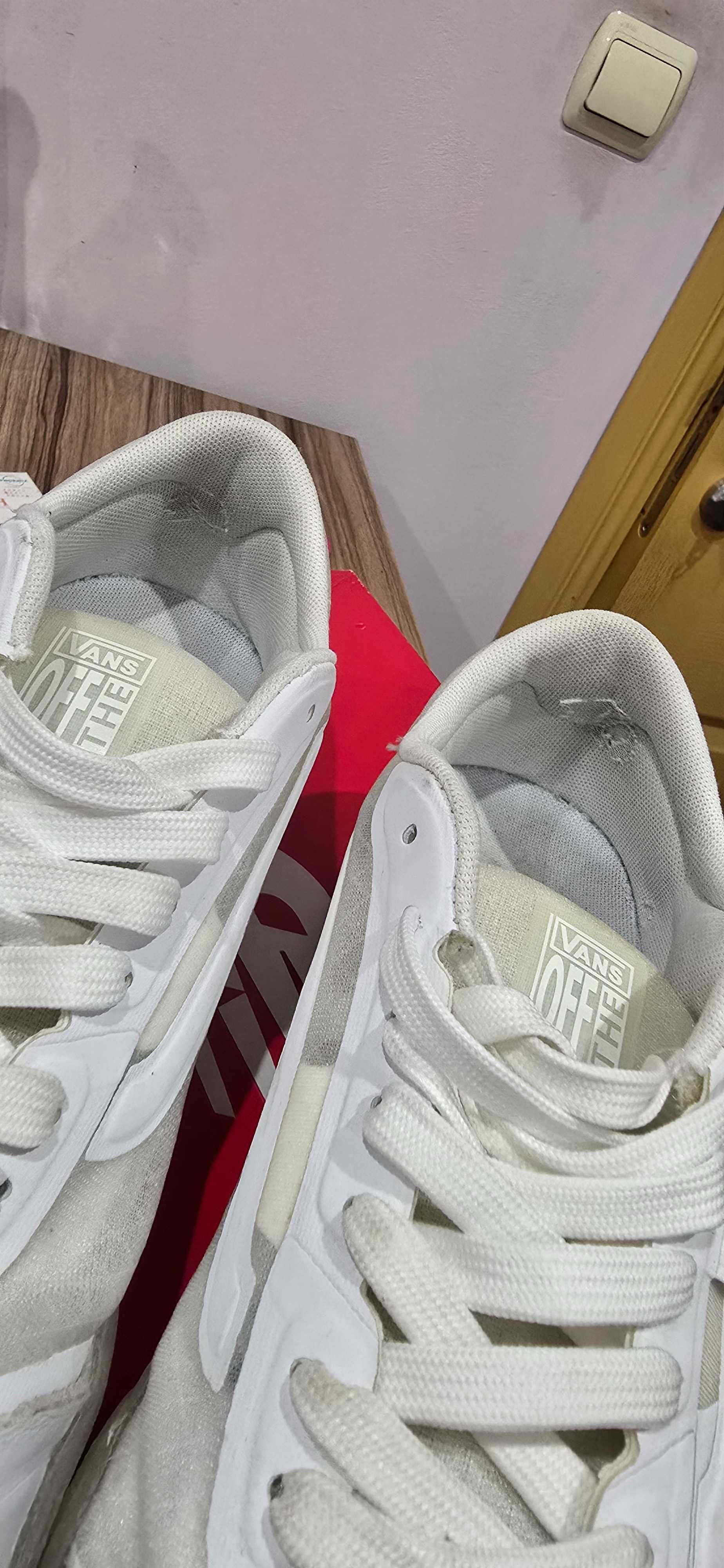 Кожени обувки Vans  42.5  27,5 см на стелката