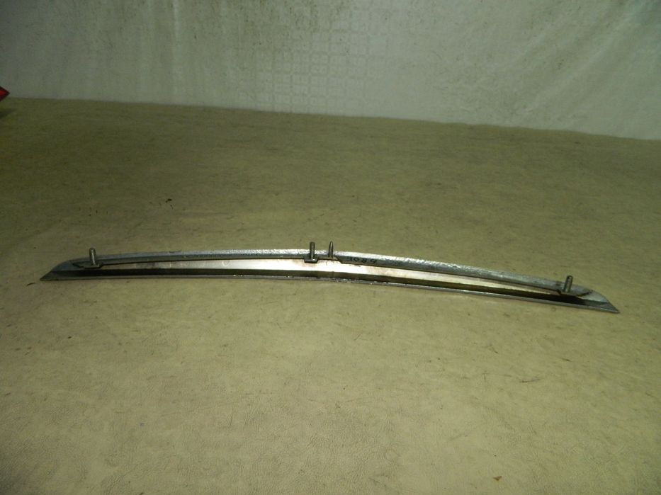 Ornament cromat bara fata - de sub grila radiator, Mercedes A-Class W168, 97-04, A1688850174