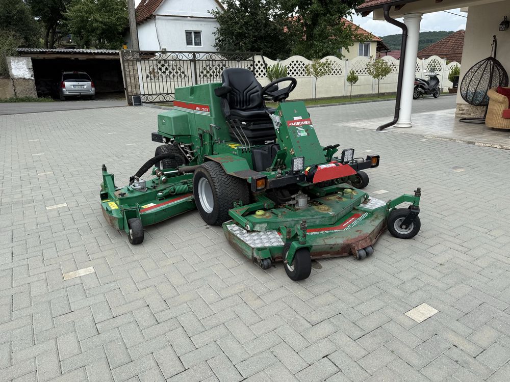Tractor-Tractoras gazon-iarba Ransomes 951d - disel - 4x4 - impecabil