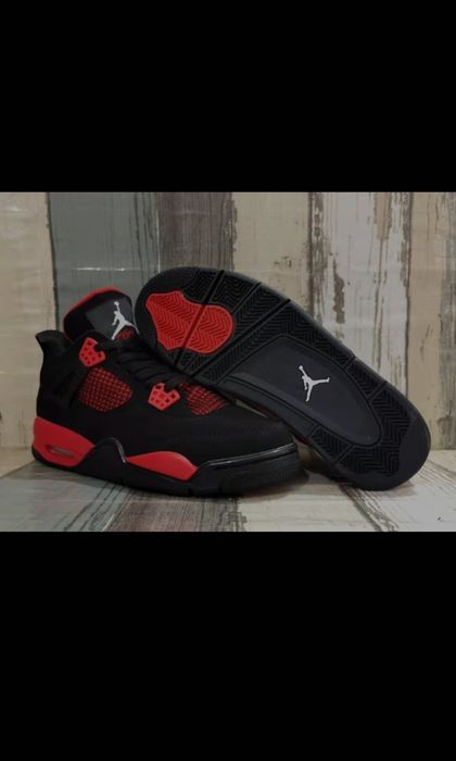 Air jordan 4 Retro Red Thunder