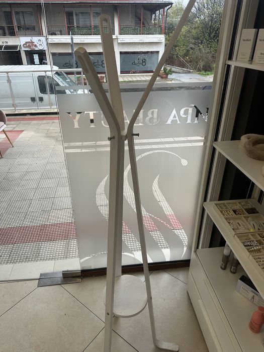 Закачалка за дрехи