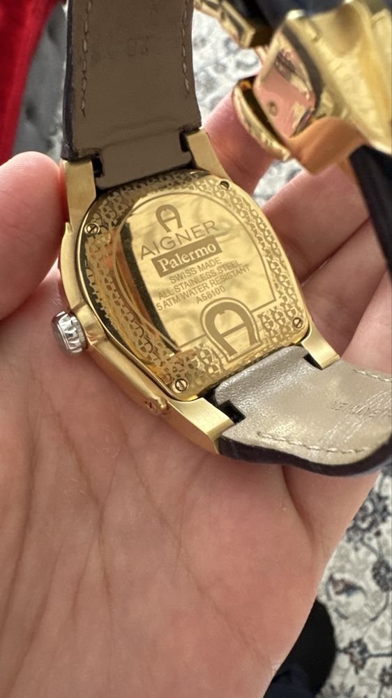 Aigner Часы Модель A58100 Оригинал
