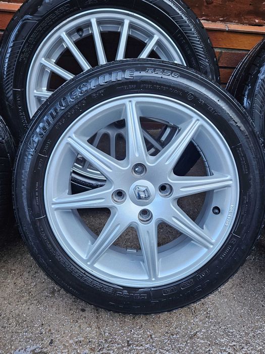 Оригинални лети джанти 15" 4x100 Renault