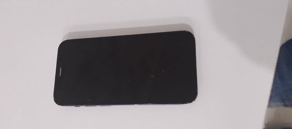 Iphone 12 mini      .