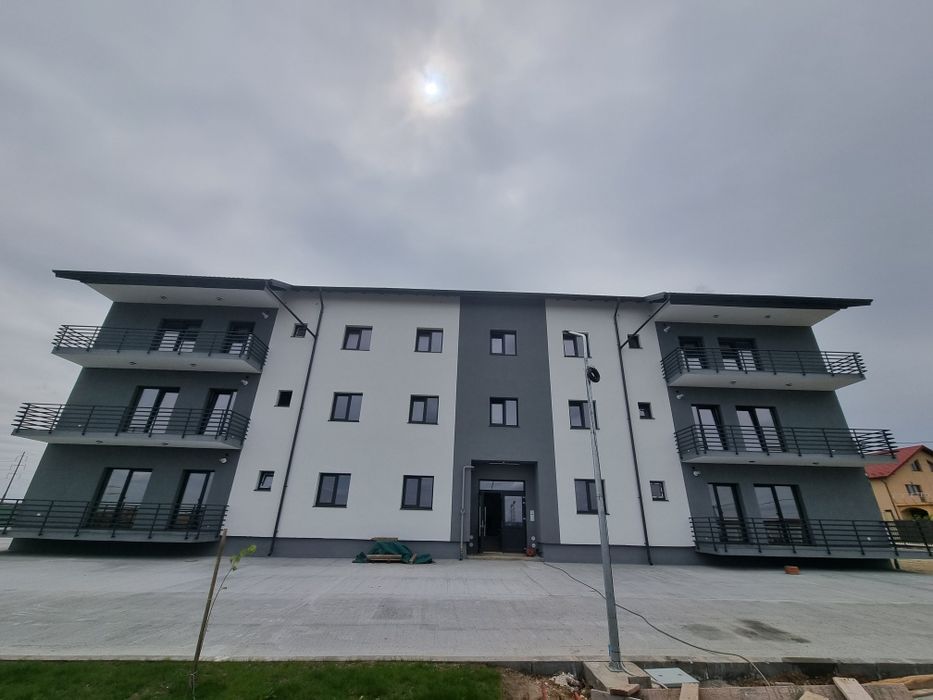 Apartament 2, 3 camere Pitești