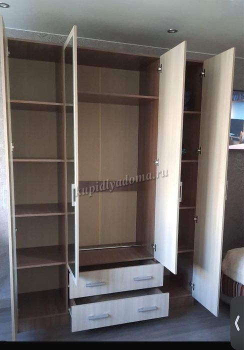 Шкаф продается.