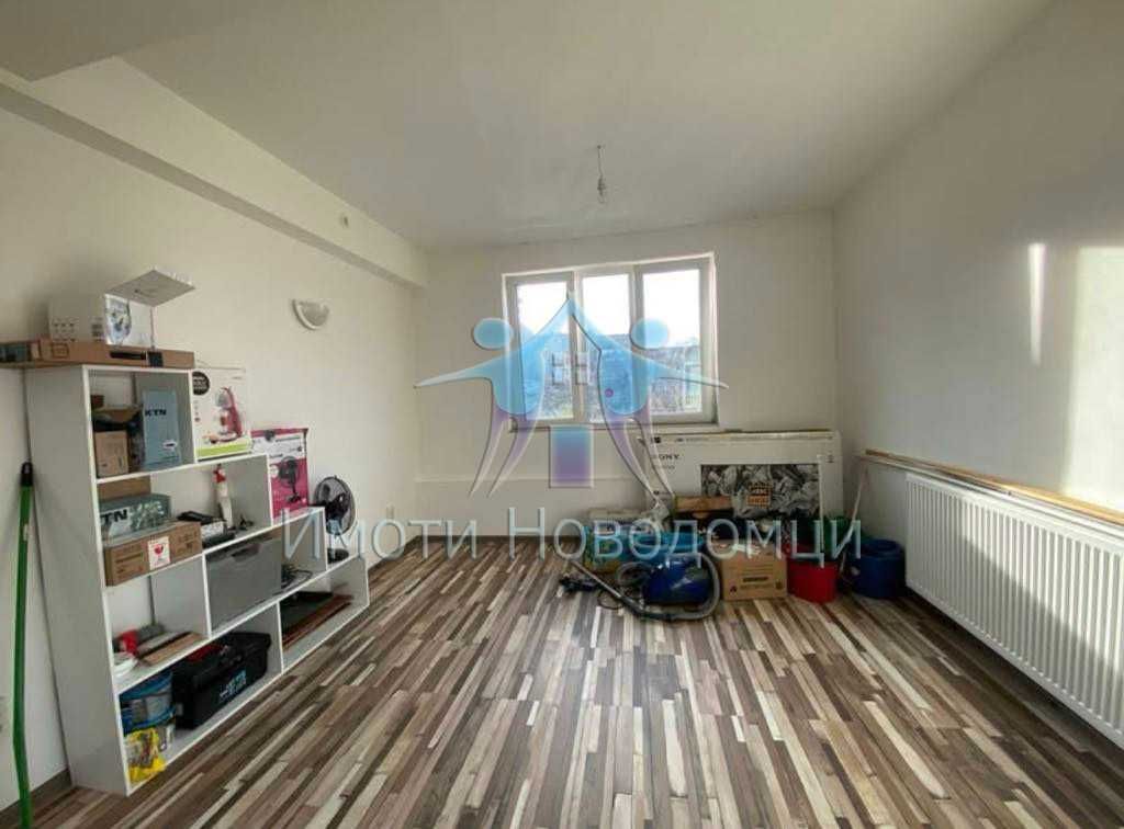 Продава се Тристаен апартамент в Шумен, Пазара - 74 кв.м за 1586 €/кв.м - Снимка #1