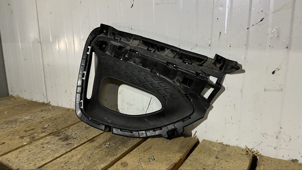 Решетка за халоген дясна Hyundai i20 2