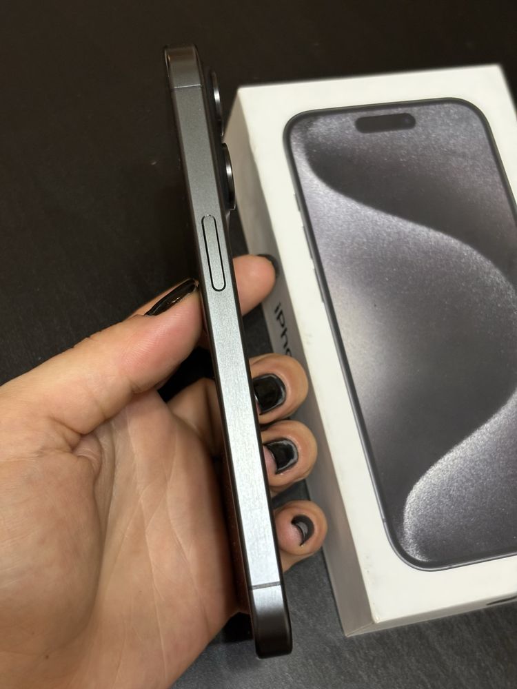 Vand/schimb iPhone 15 Pro 256gb black