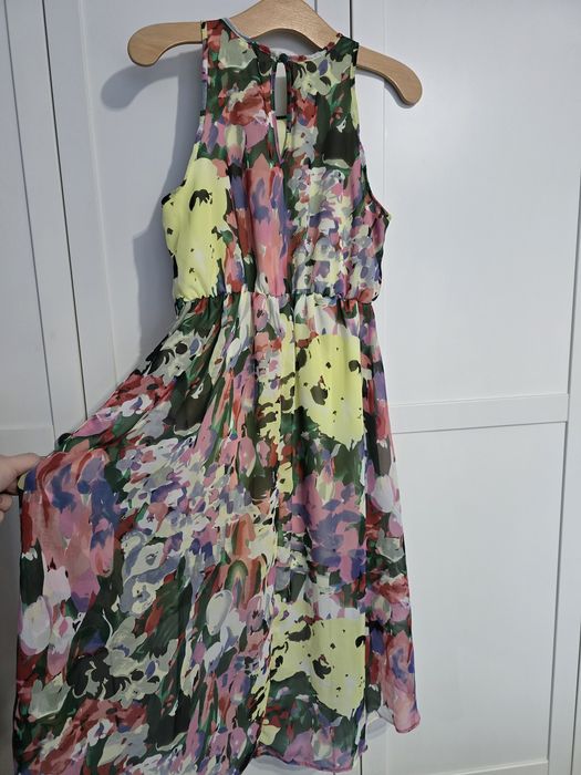 Дамски рокли на символични цени