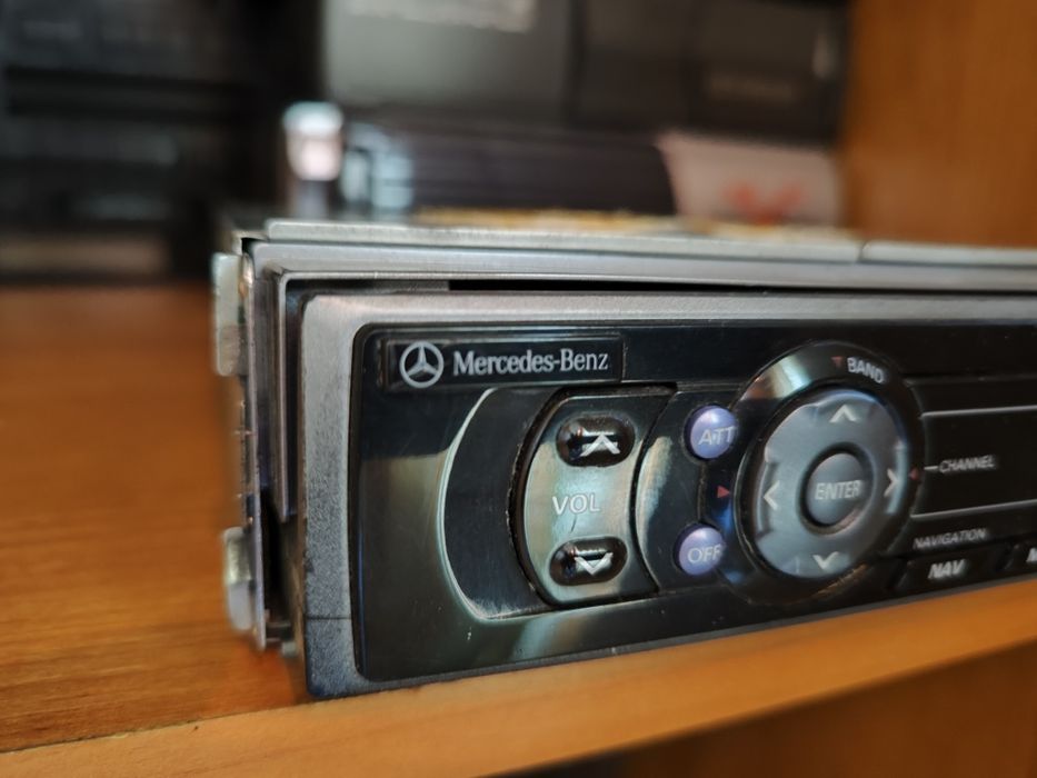 Продам магнитолы