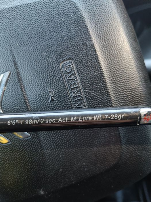 Продавам екстра фаст спининг въдица