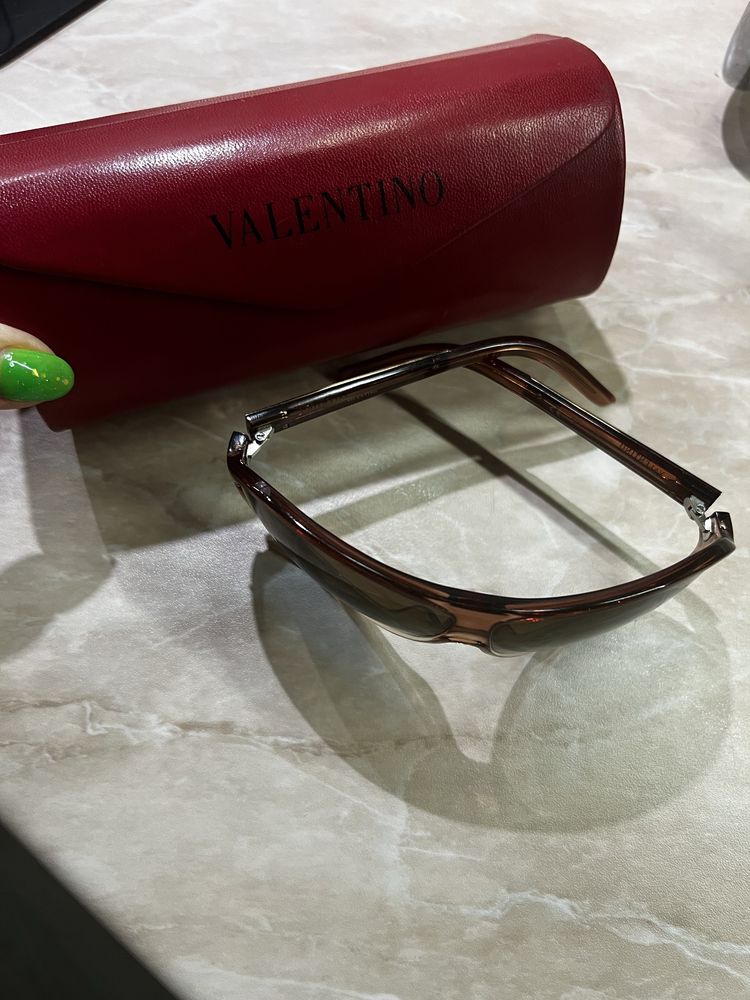 Слънчеви очила Valentino