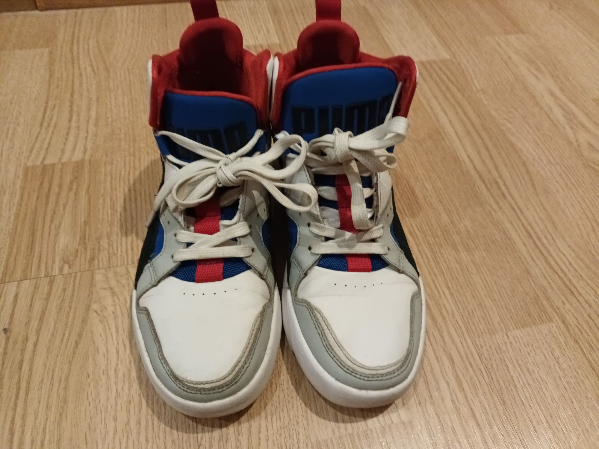 Adidasi piele PUMA marimea 37