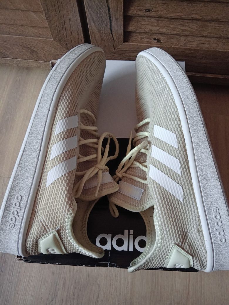 Оригинални маратонки Adidas Court Adapt, UK-9 1/2, 44