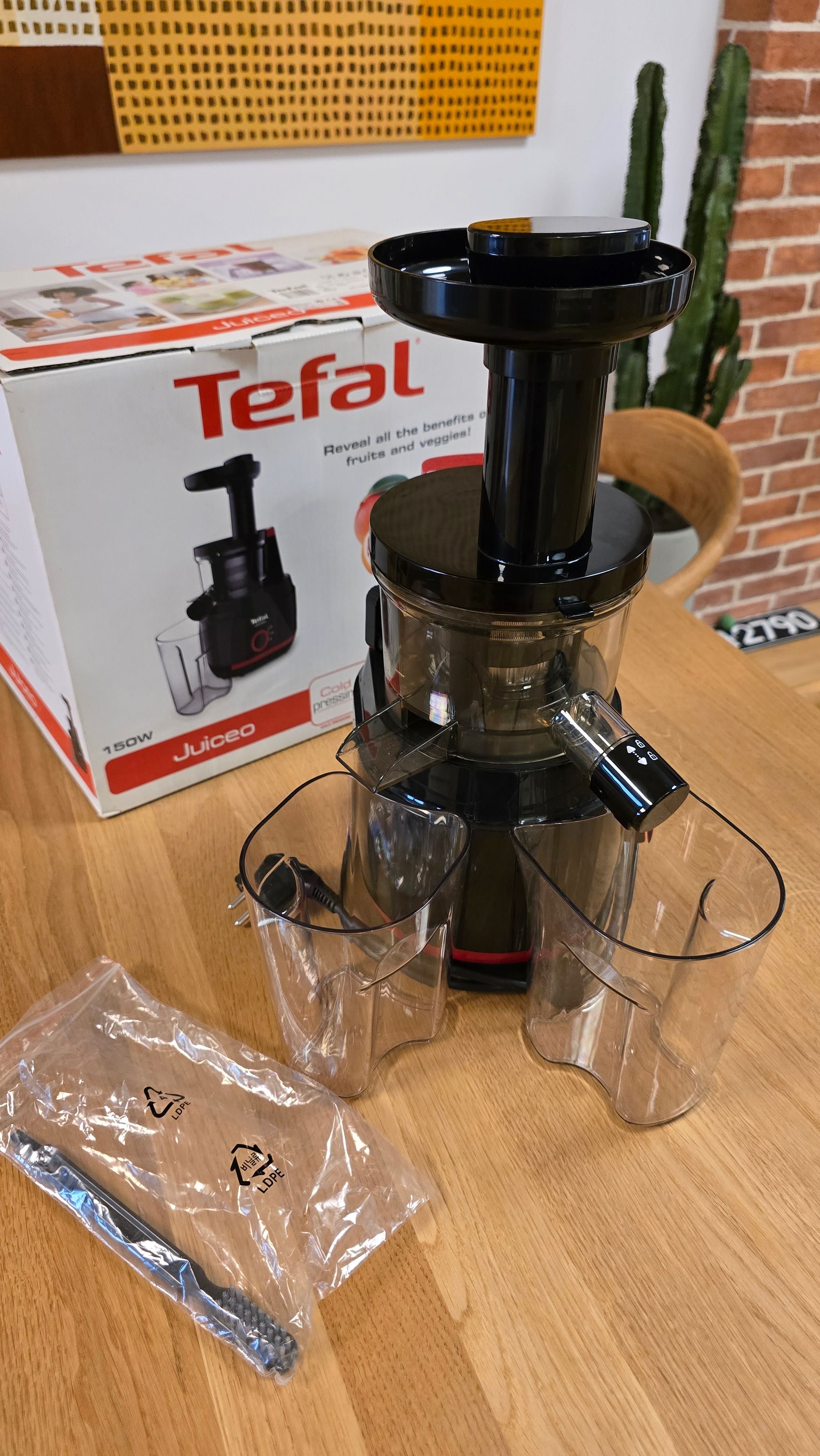 Сокоизтисквачка TEFAL нова
