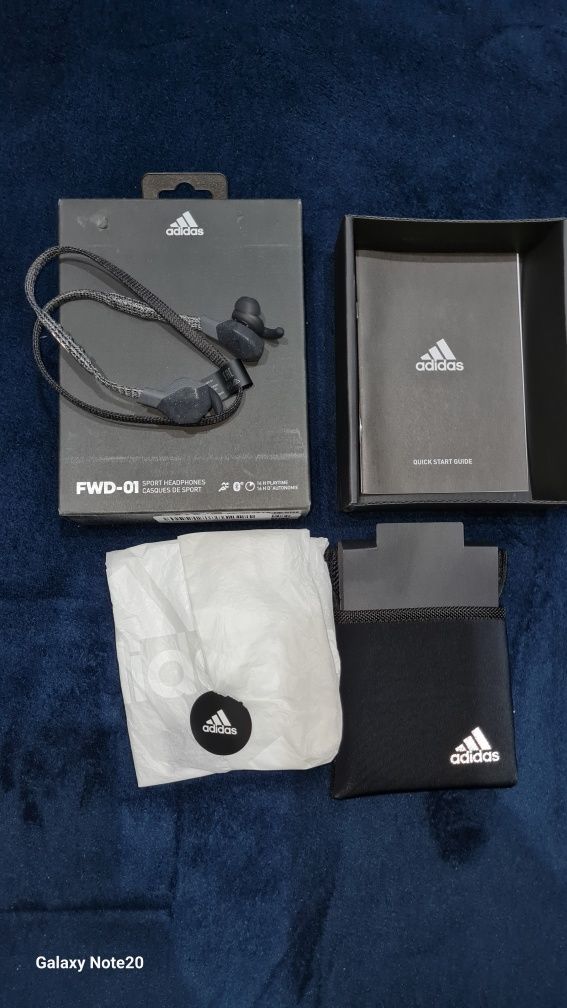 Căști Adidas  FWD -1  bluetooth