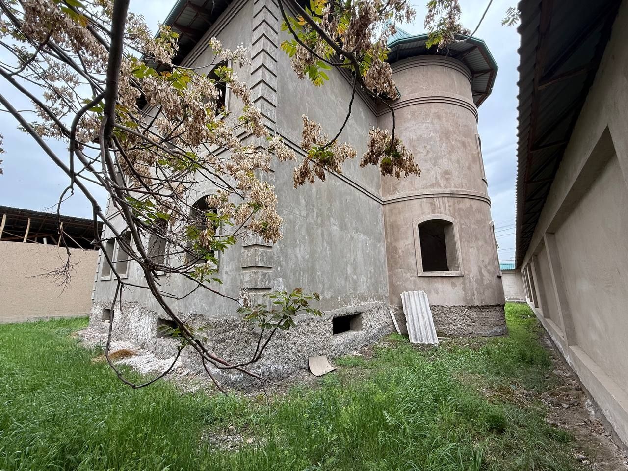 Продаётся участок 6 сотох