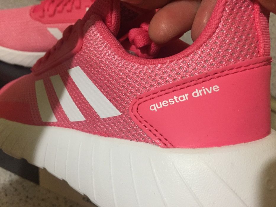 НОВО *** Adidas Questar Drive K AH2600