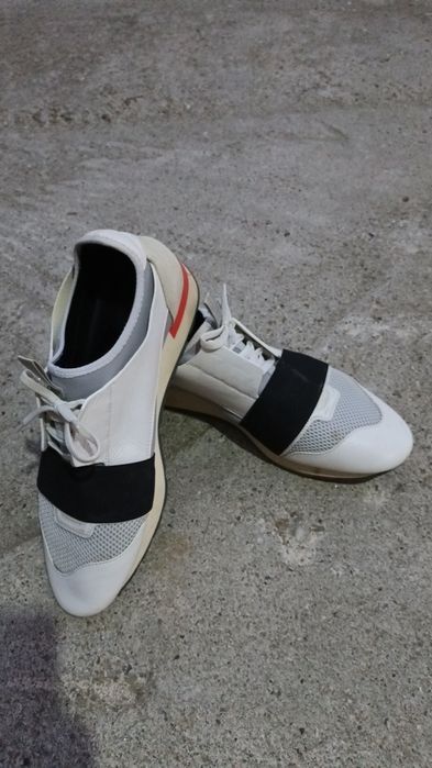 Adidași balenciaga