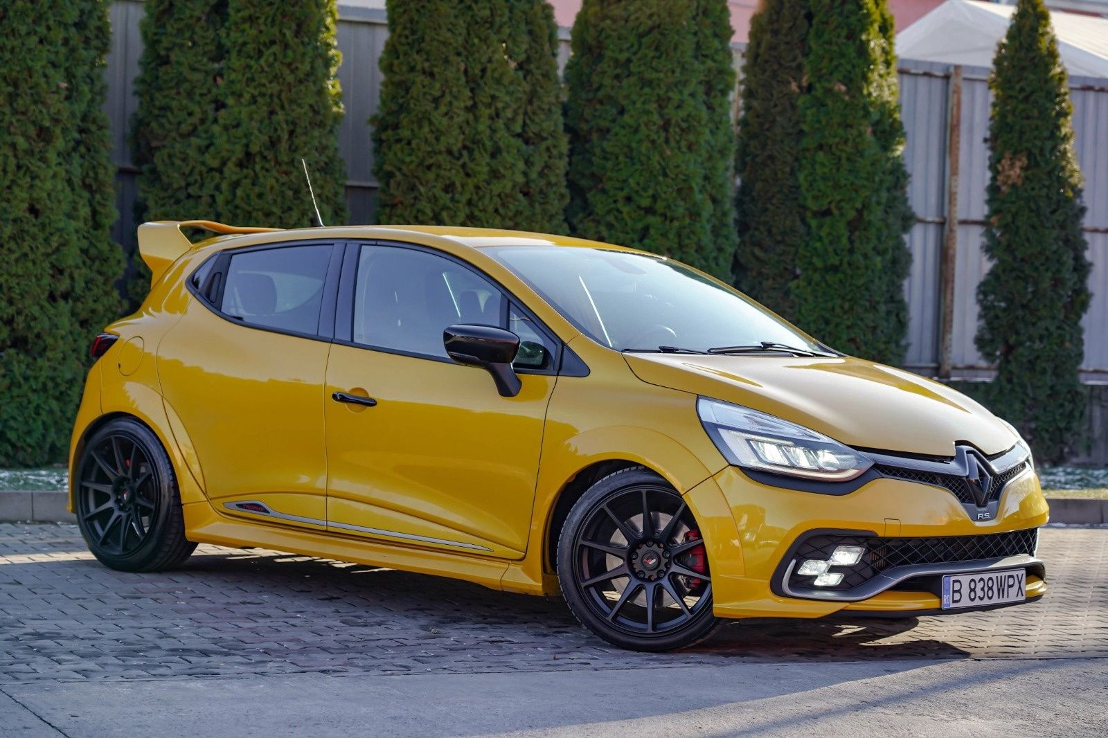 Renault Clio RS Trophy 220 CP